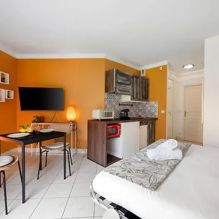 Apartment Victoria - Hyper Centre De - Au Pied De L'immeuble Menton