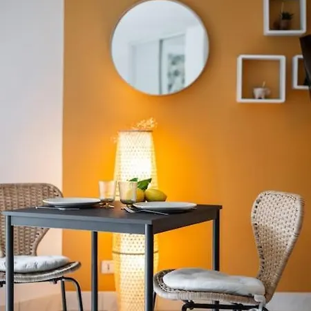 Victoria - Hyper Centre De - Au Pied De L'immeuble Menton