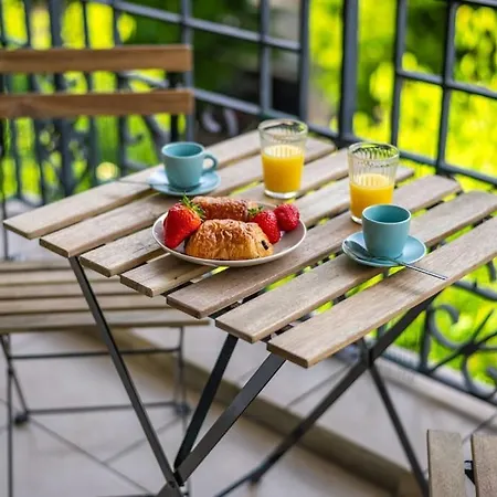 Apartment Victoria - Hyper Centre De - Au Pied De L'immeuble Menton