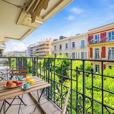 Victoria - Hyper Centre De - Au Pied De L'immeuble Apartment *